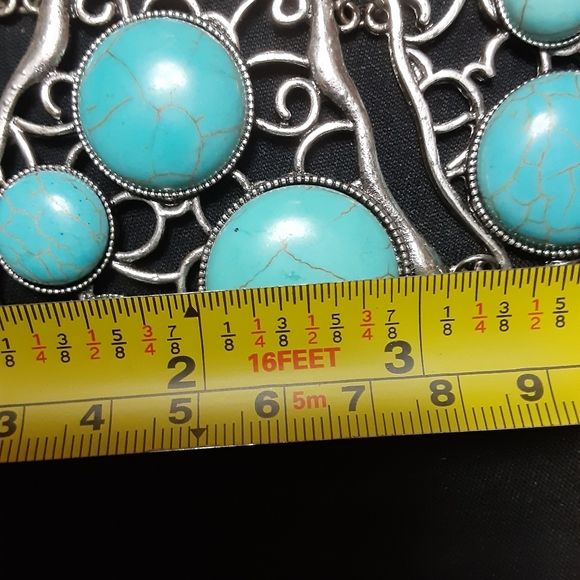 Faux Turquoise Necklace - Picture 3 of 4